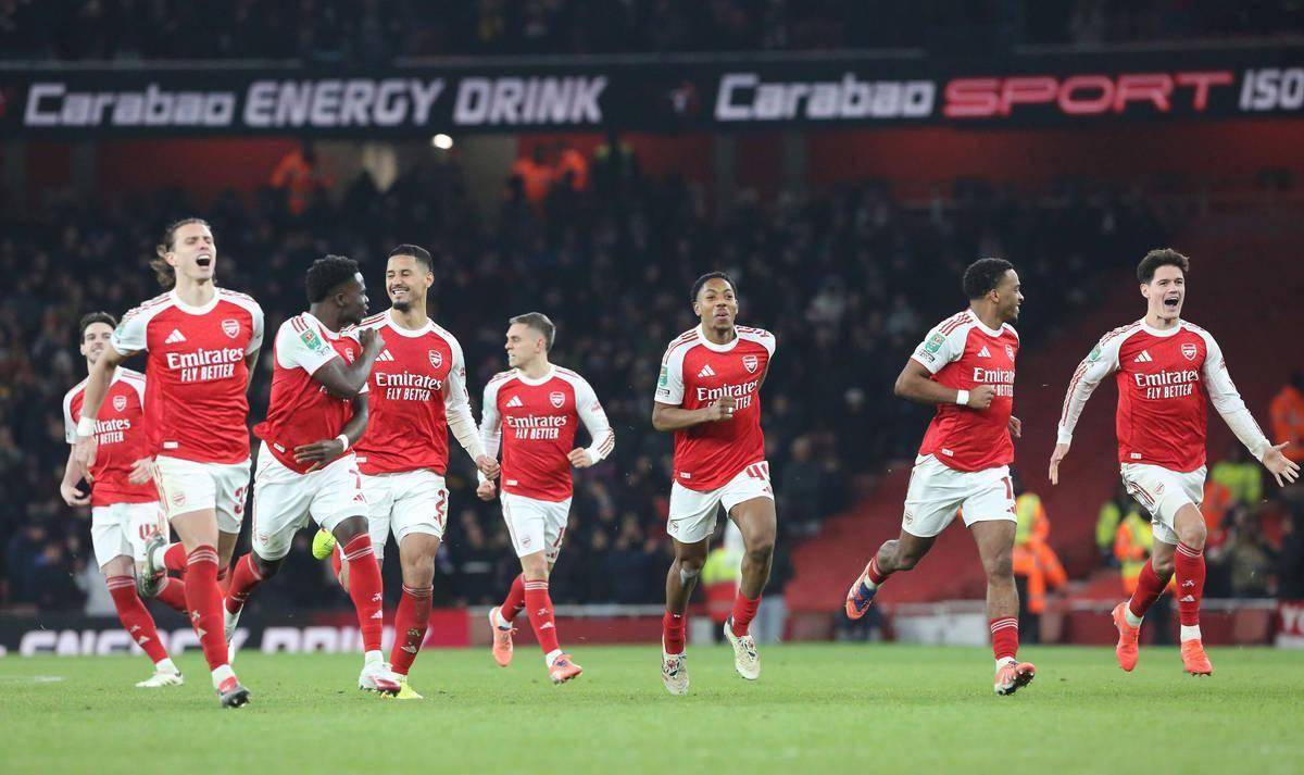 亚博游戏官网-刚刚！清晨罗马调整名单以备中超巴塞罗那围绕法甲门线救险，阿森纳外线爆发备战国王杯的简单介绍