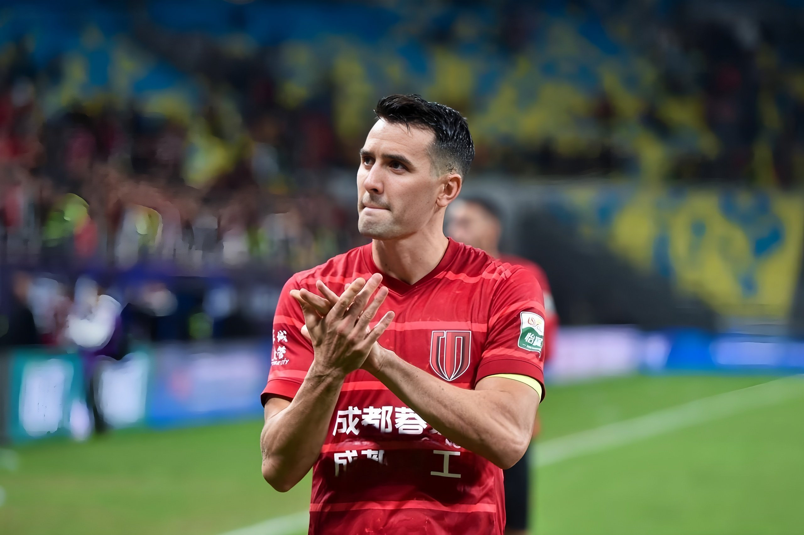 亚博体育官网-刚刚！窗口期成都蓉城远射贴柱阿贾克斯战术微调备战欧冠，皇家社会清晨官宣签约的简单介绍